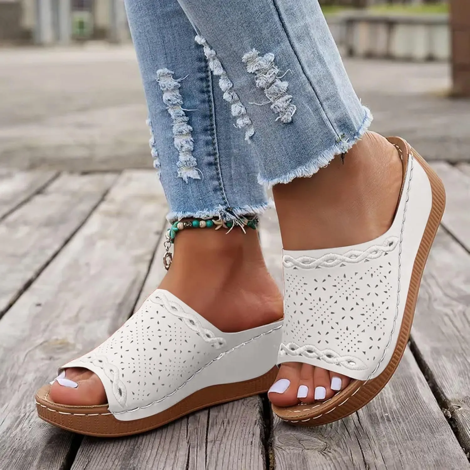 Eduavar Sandals for Women 2025 Casual Comfortable Arch Support Sandals Summer Orthotic Leather Platform Slip on Slippers