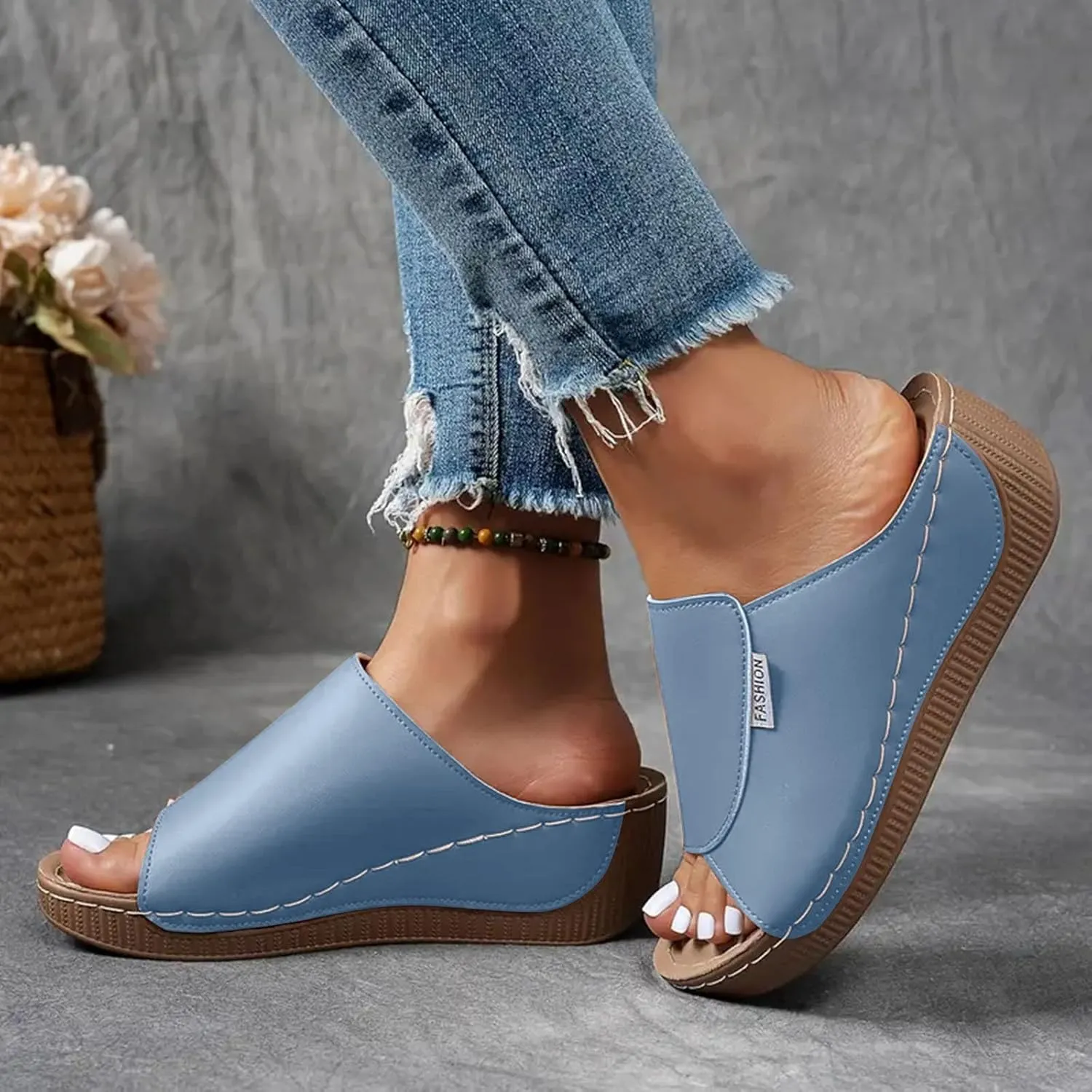 Eduavar Sandals for Women 2025 Casual Comfortable Arch Support Sandals Summer Orthotic Leather Platform Slip on Slippers