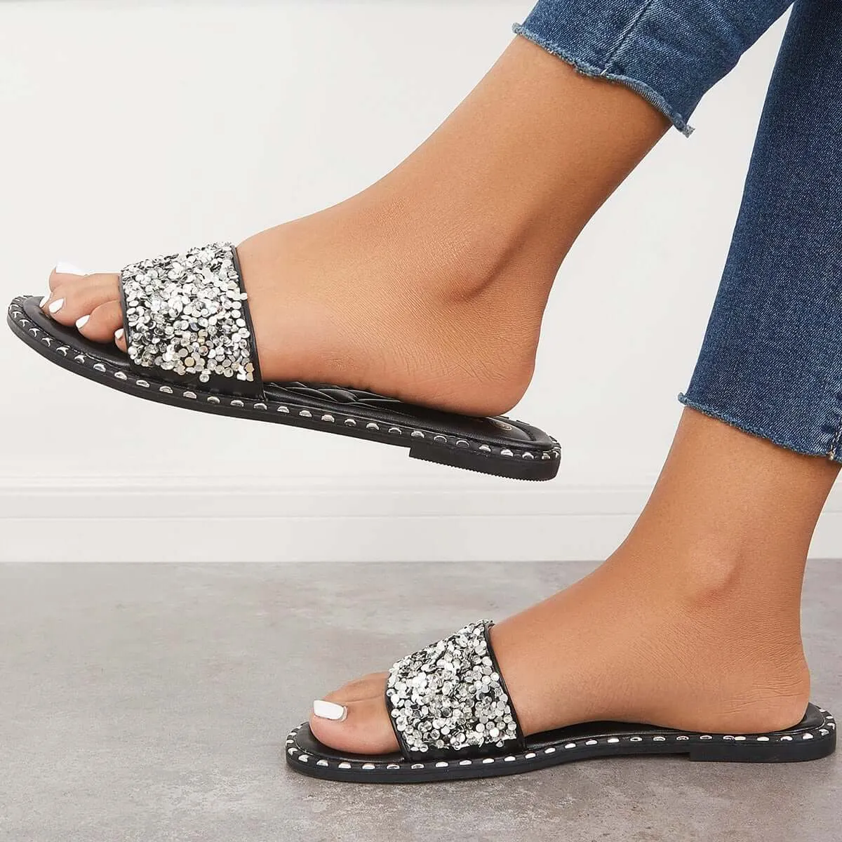 Sohiwoo  Women Rhinestone Slip on Flat Sandals Sparkly Slippers