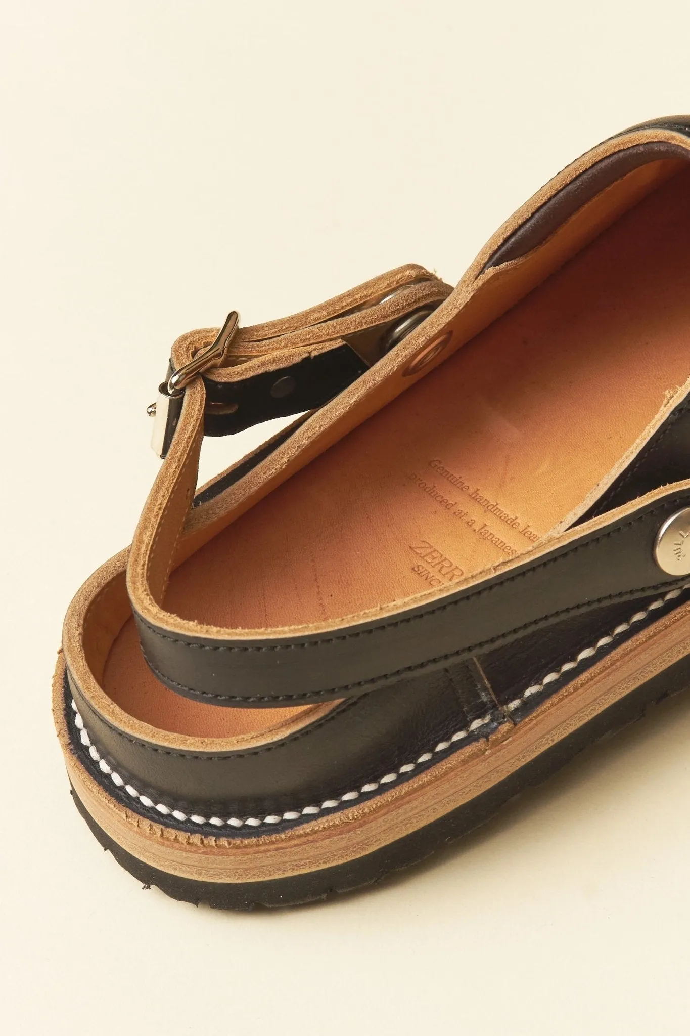 Zerrows Sabot Sandal - Black