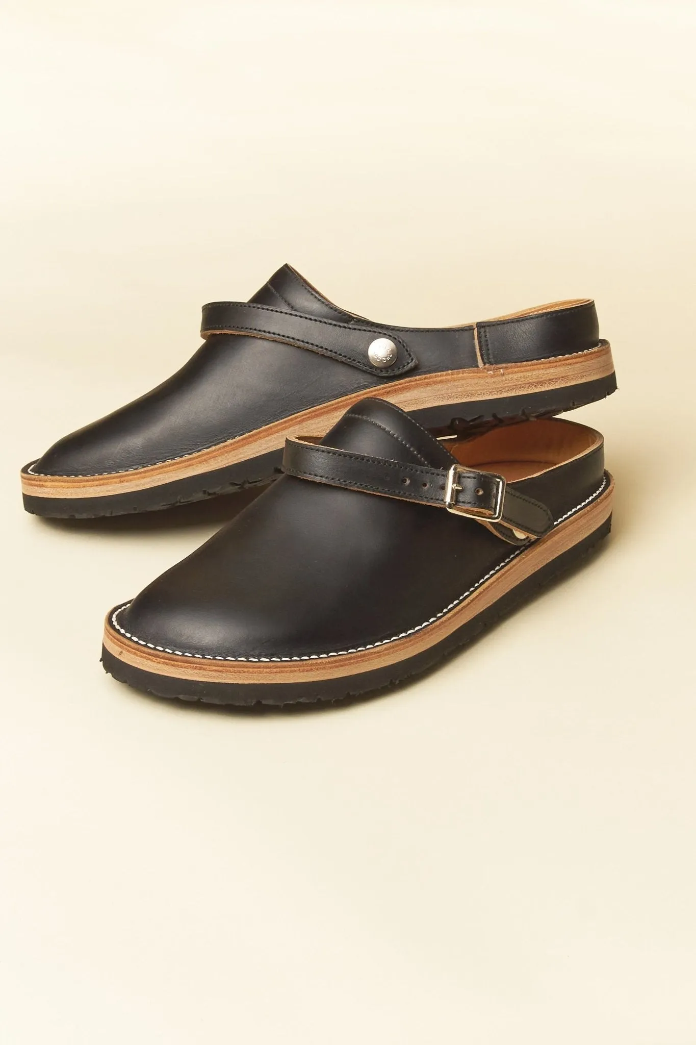 Zerrows Sabot Sandal - Black